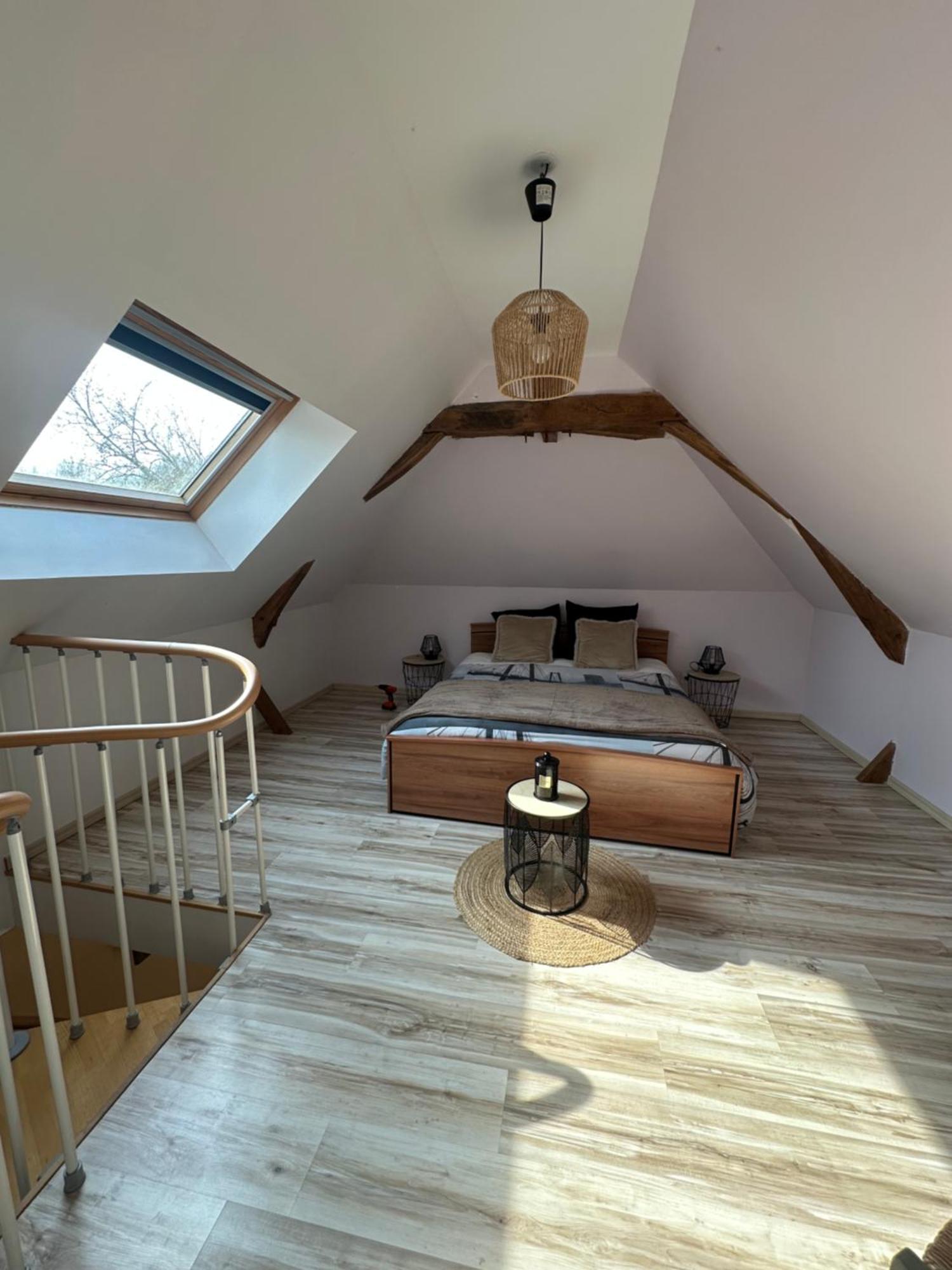 Gite La Grande Racinaie Cre-sur-Loir Exterior foto